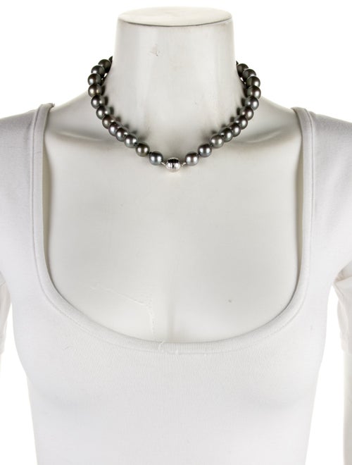 Tiffany & Co. Platinum Pearl Graduated Strand Necklace
