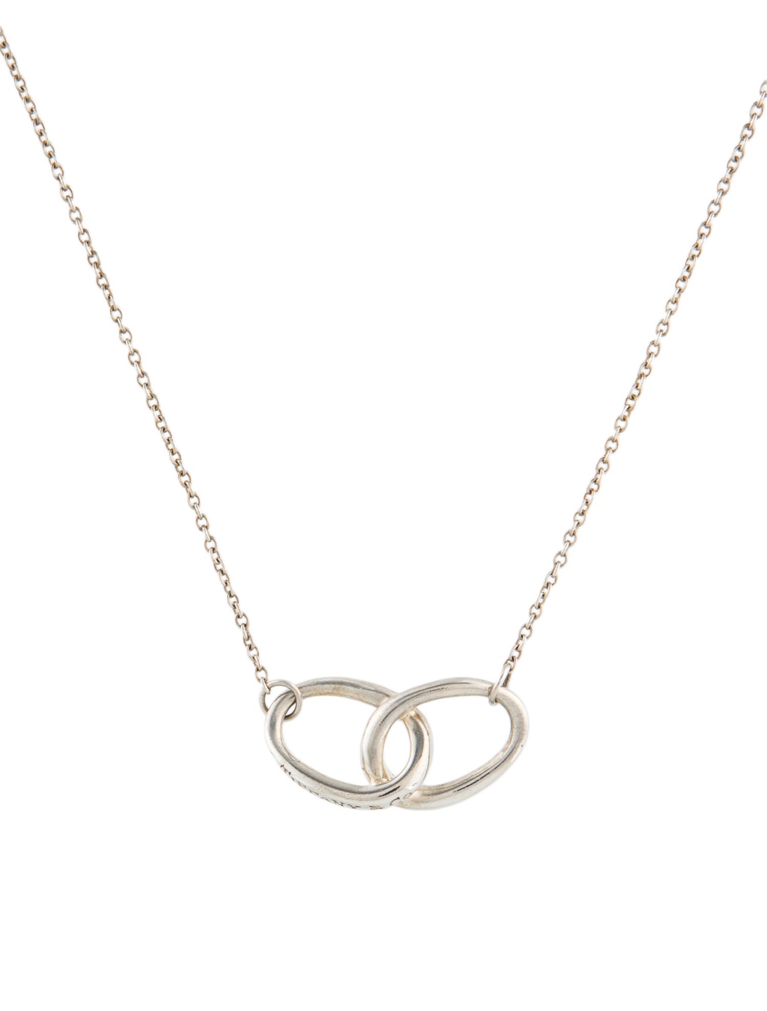 Tiffany & Co. Vintage Interlocking Oval Pendant Necklace