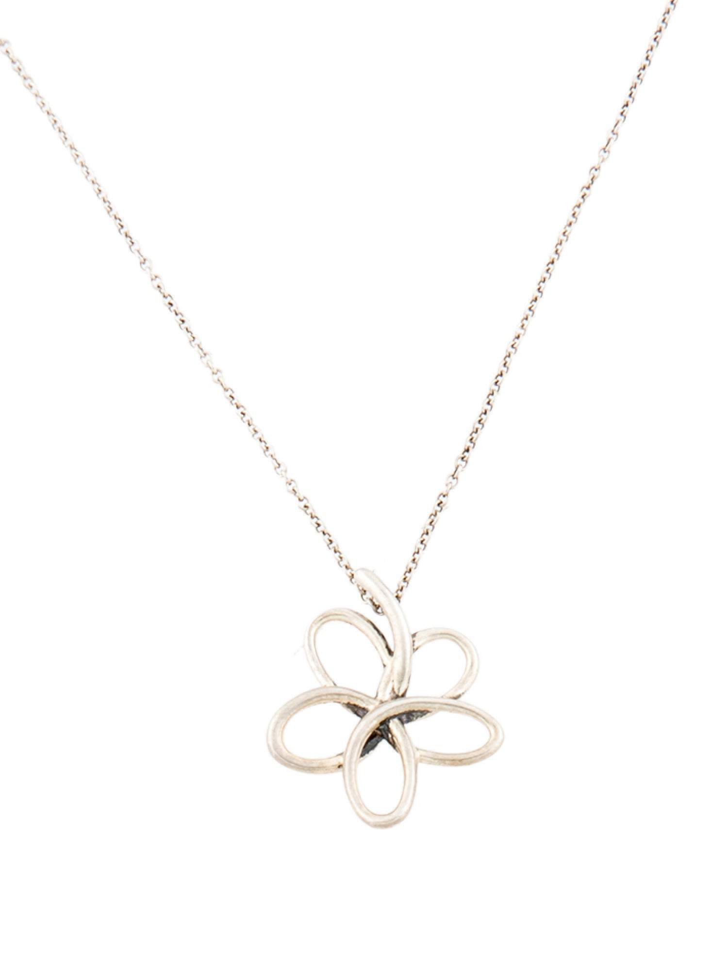 Tiffany & Co. Villa Paloma Flower Pendant Necklace
