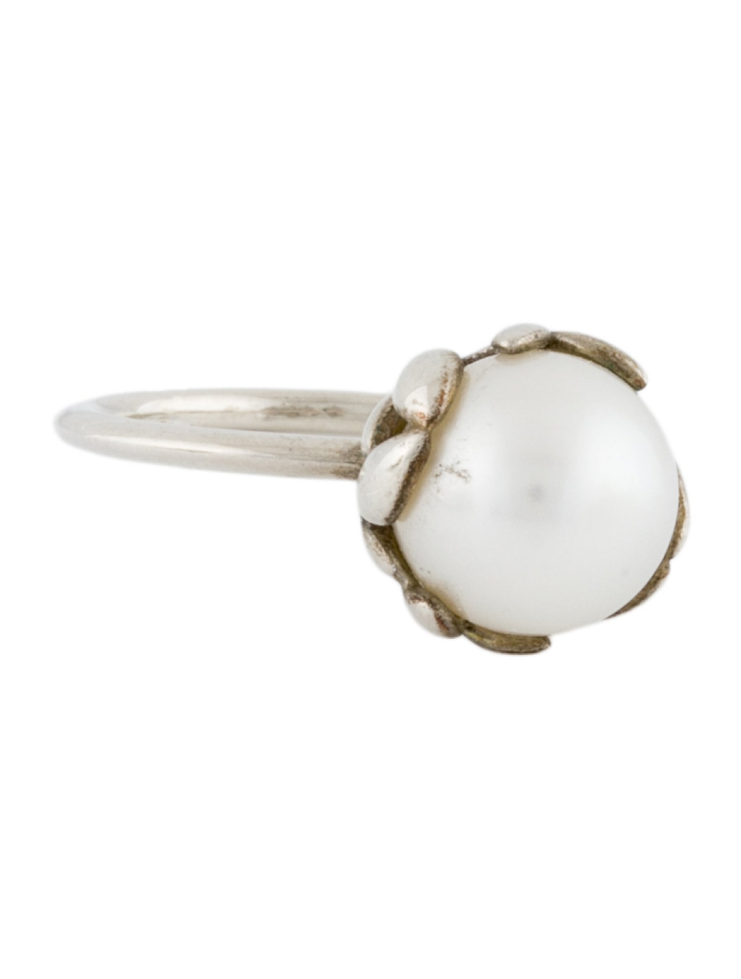 Tiffany & Co. Pearl Olive Leaf Ring