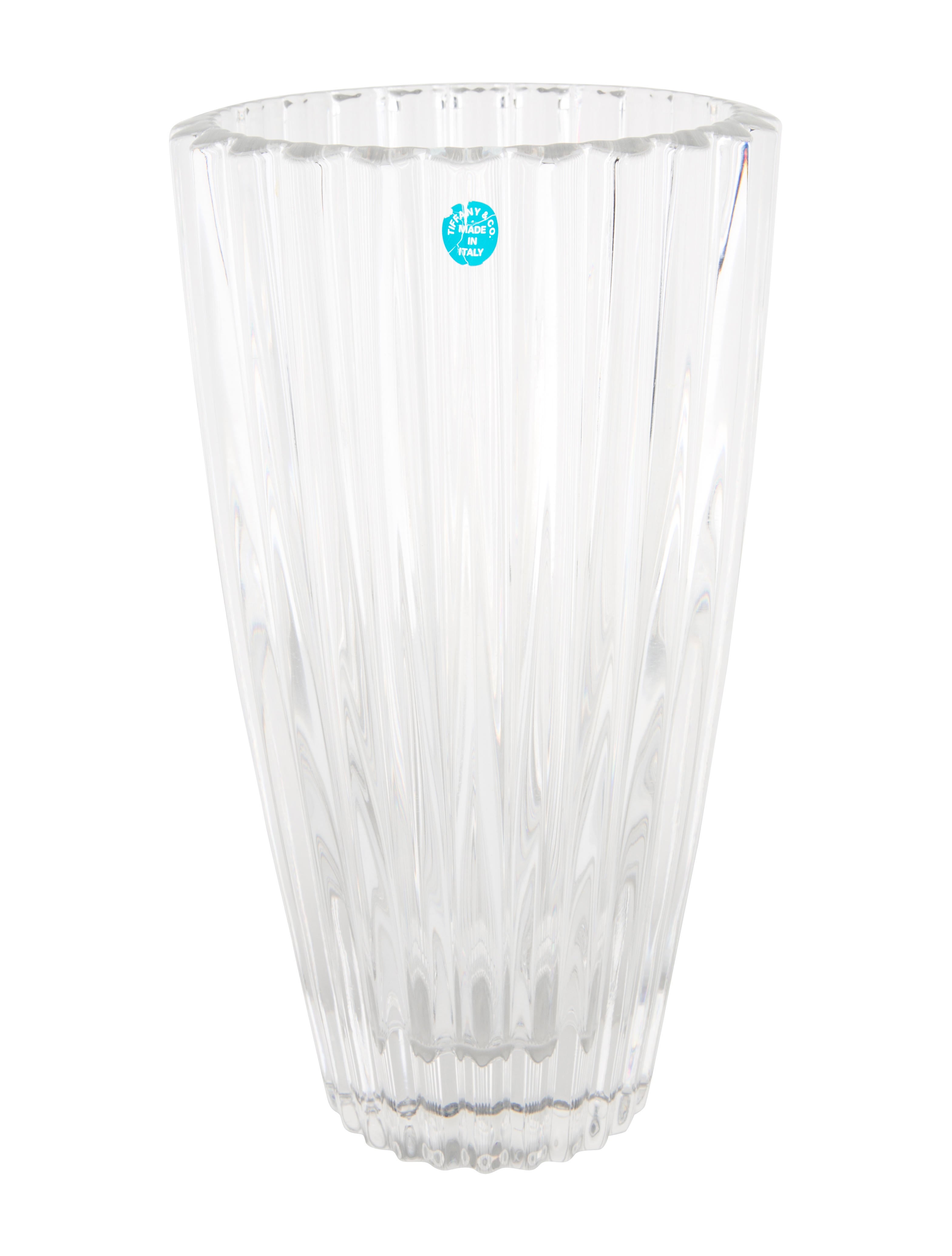 Tiffany & Co. Crystal Flower Vase Decor And Accessories TIF57450