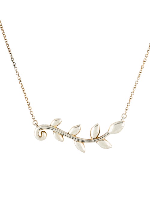 Tiffany Co Olive Leaf Vine Pendant Necklace Necklaces - Olive Leaf Vine Pendant Tiffany Tiffany Co Olive Leaf Vine Pendant Necklace Necklaces - Olive Leaf Vine Pendant Tiffany