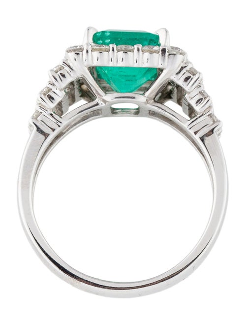 Takat 18K 2.34ct Emerald & Diamond Cocktail Ring