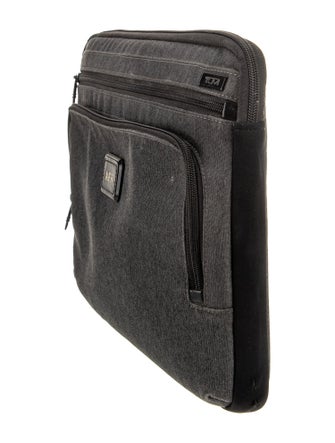 Tumi Canvas Portfolio