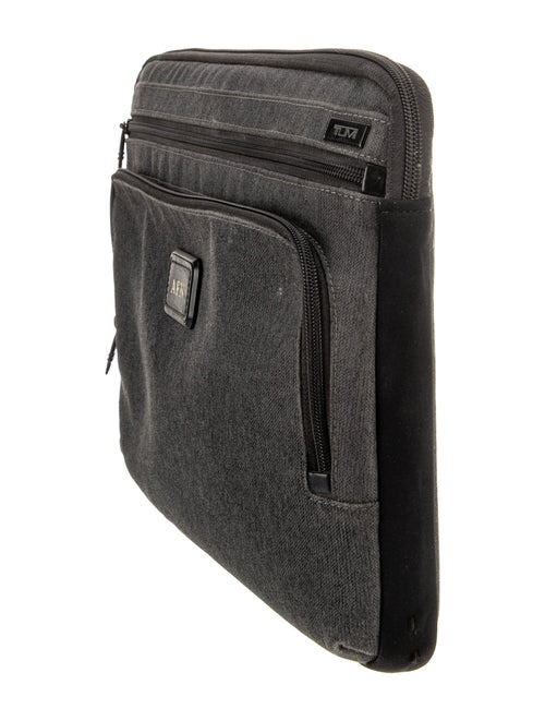 Tumi Canvas Portfolio