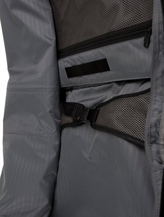 Tumi Solid Nylon Suticase