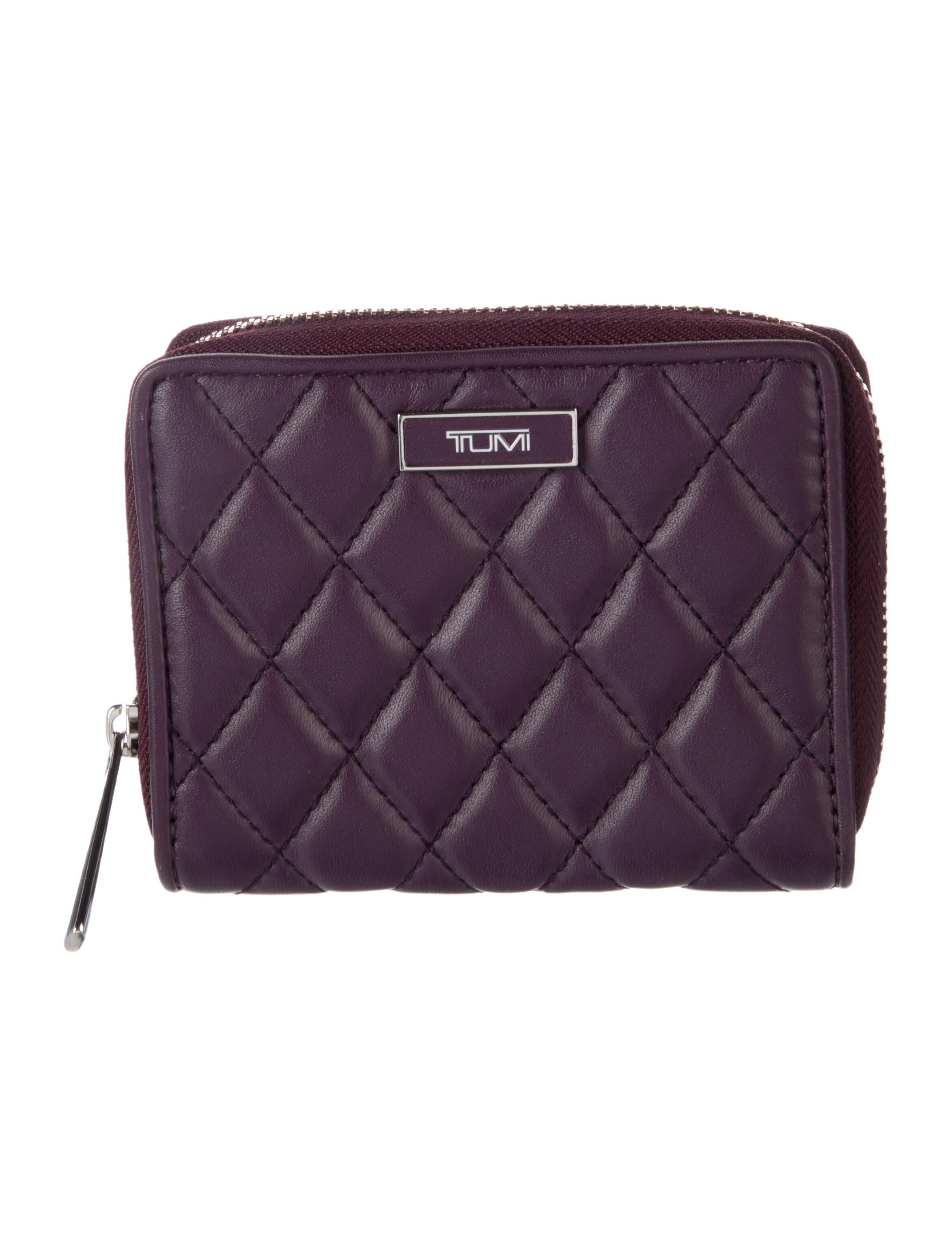 Tumi Leather Compact Wallet