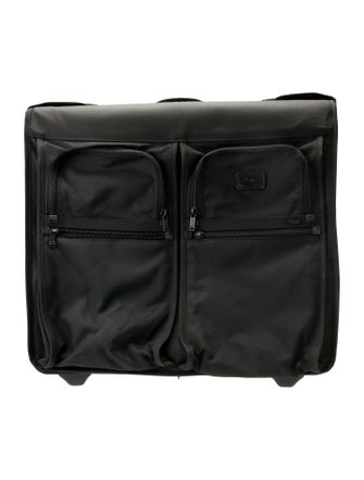 Tumi Men' Suitcase.