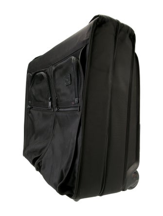Tumi Men' Suitcase.