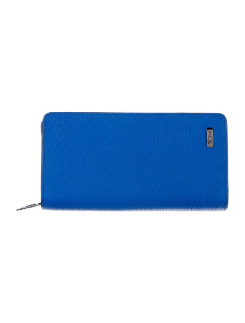 Tumi Leather Continental Wallet