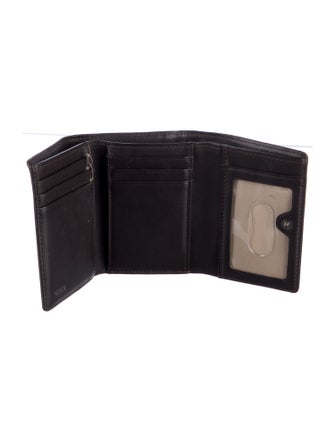 Tumi Leather Compact Wallet