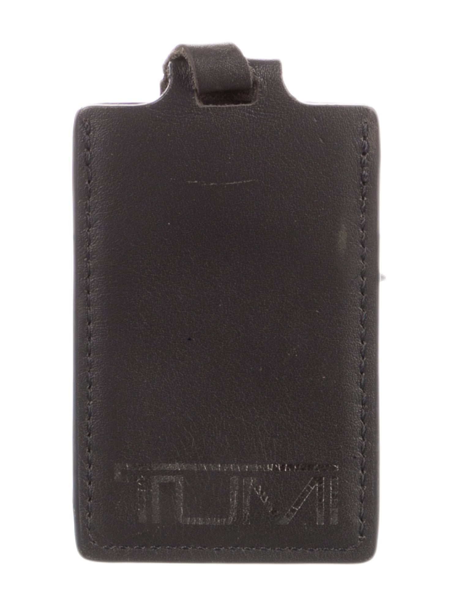 Tumi men's travel accessories