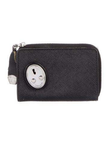 Pre-owned Tumi Saffiano Leather Pouch In Black