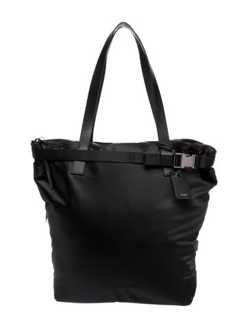 Pre-owned Tumi Nylon Tote In Black