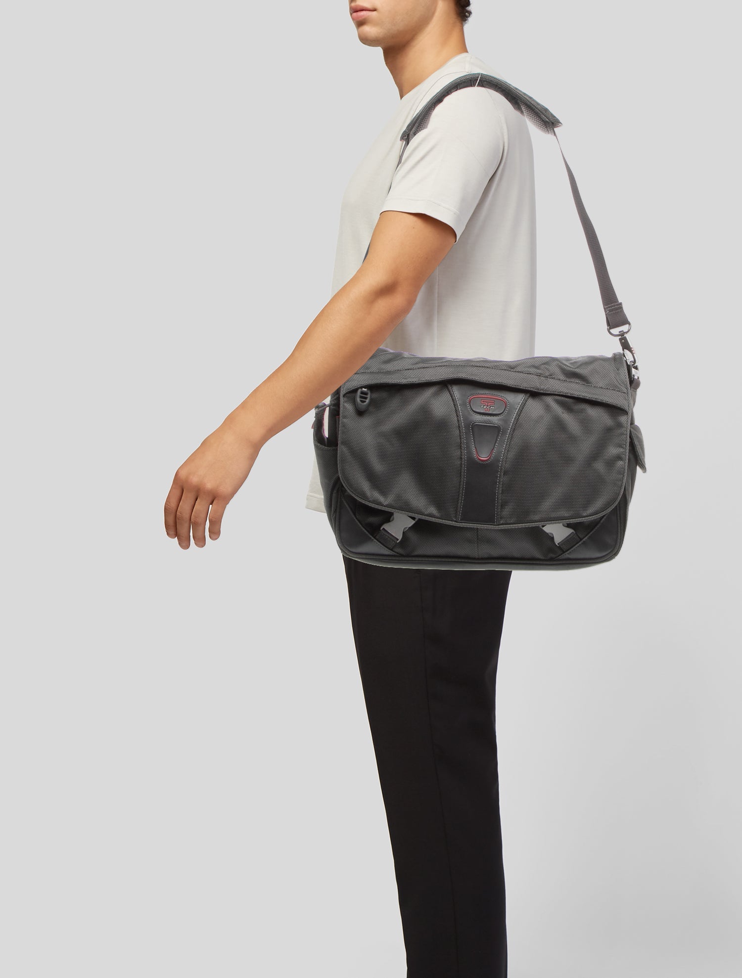 Tumi Durable Travel Carry On