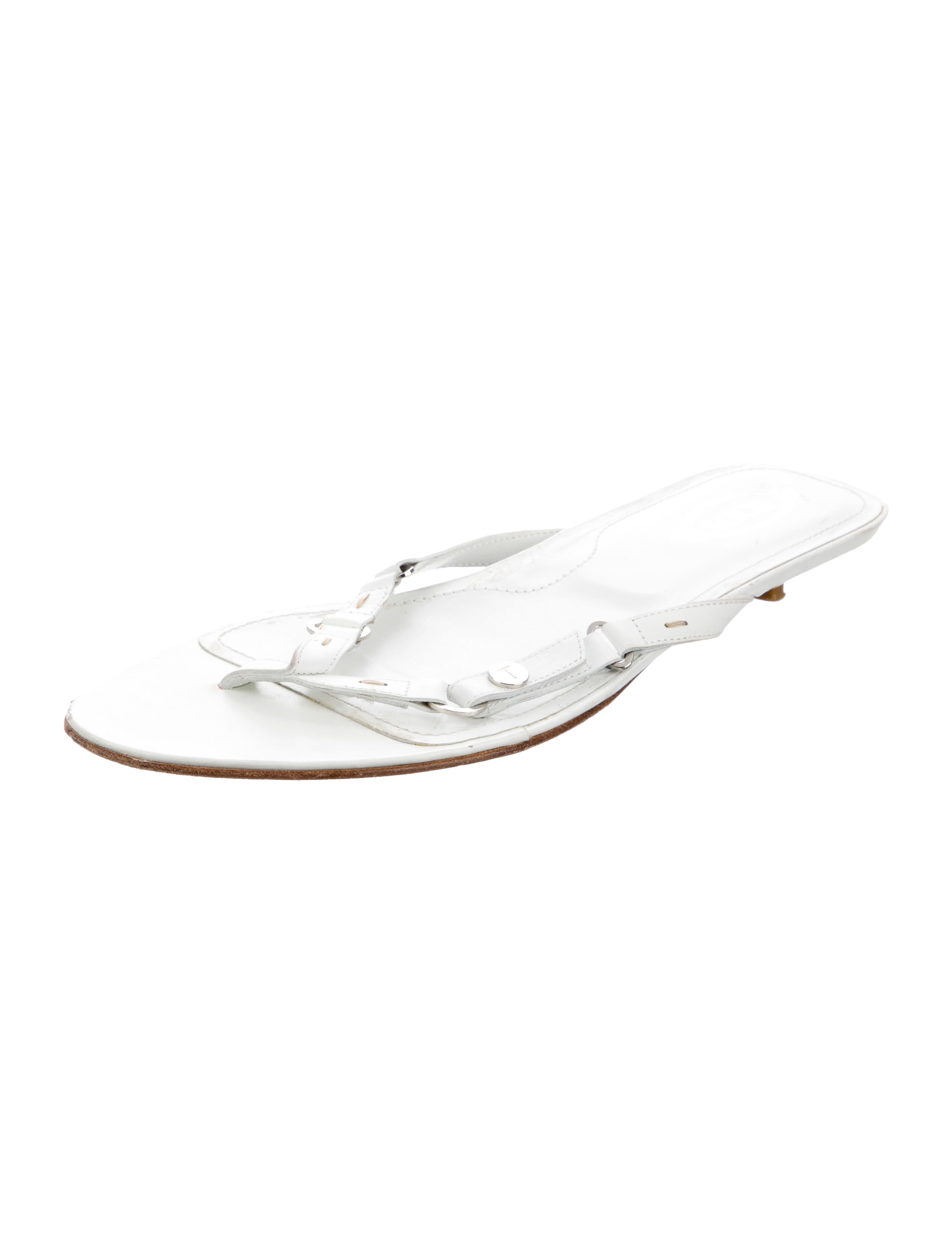 Tod's Leather Flip Flops