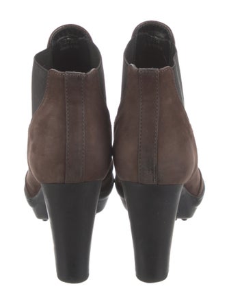 Tod's Leather Chelsea Boots