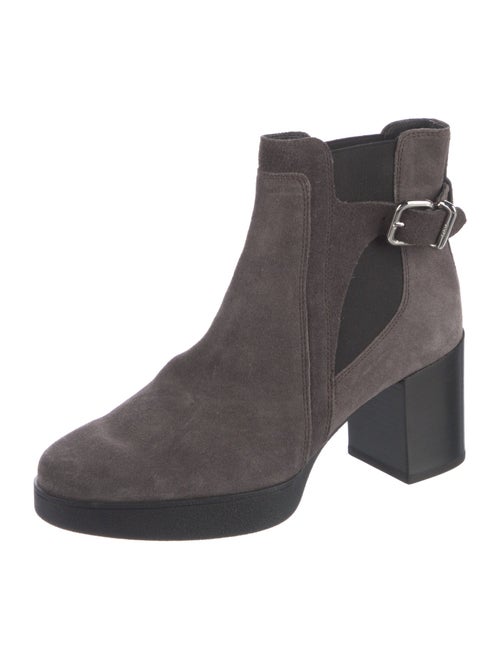 Tod's Suede Boots