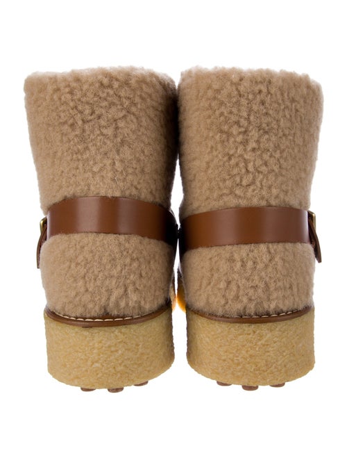 Tod's Shearling Snow Boots