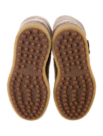Tod's Shearling Snow Boots
