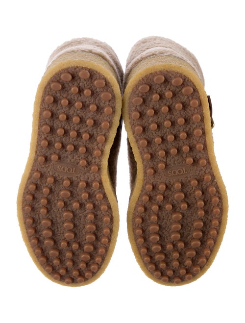 Tod's Shearling Snow Boots