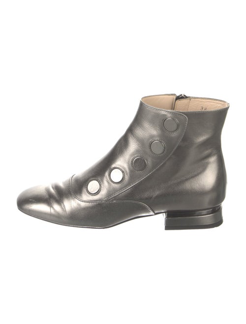 Tod's Leather Boots