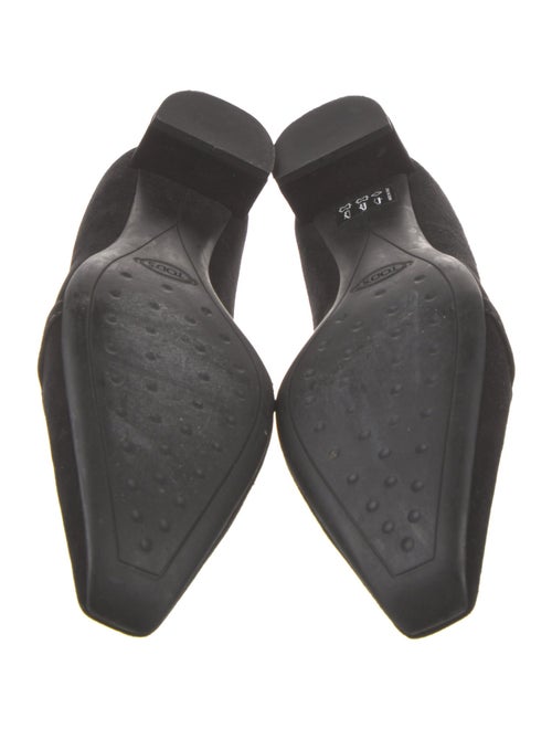 Tod's Suede Pumps