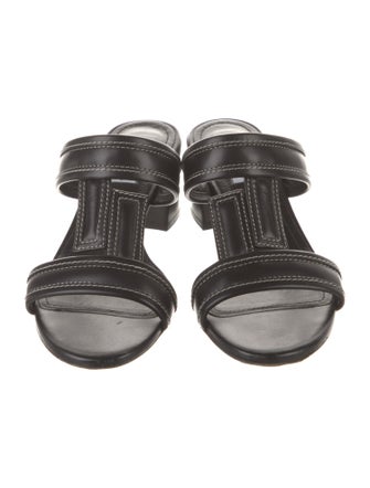 Tod's Leather Whipstitch Trim Flip Flops