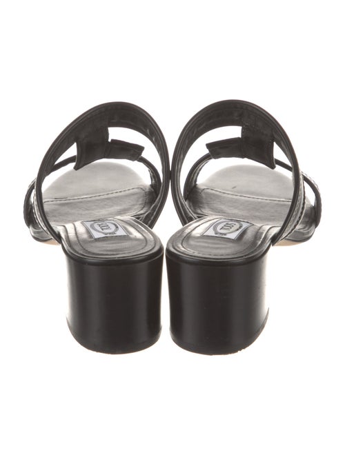 Tod's Leather Whipstitch Trim Flip Flops