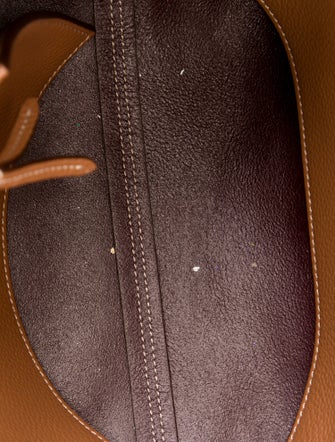 Tod's Leather T Timeless