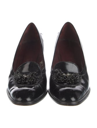 Tod's Leather Tassel Accents Pumps