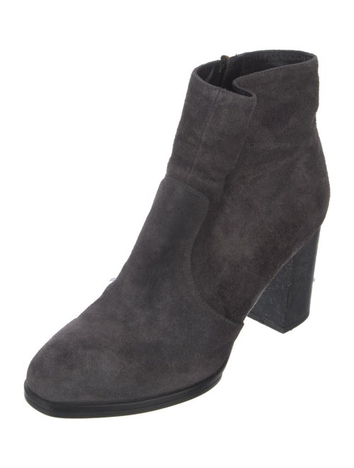 Tod's Suede Boots