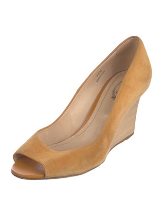 Tod's Suede Pumps