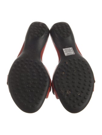 Tod's Leather Slides