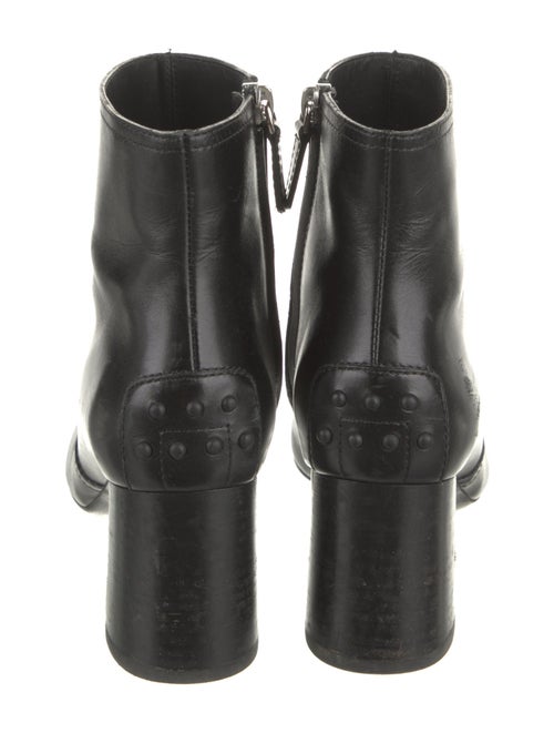 Tod's Leather Boots