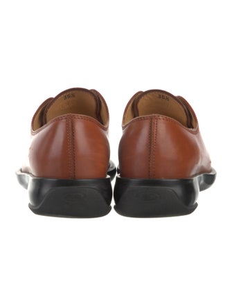 Tod's Leather Oxfords