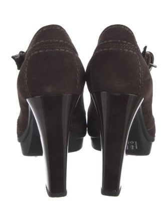 Tod's Suede Cutout Accent T-Strap Pumps