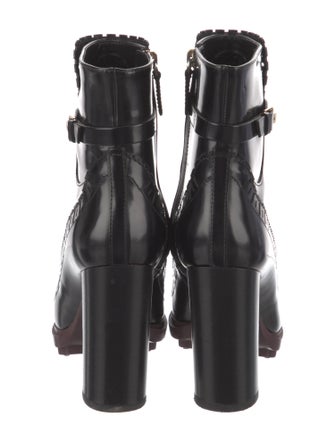 Tod's Leather Boots