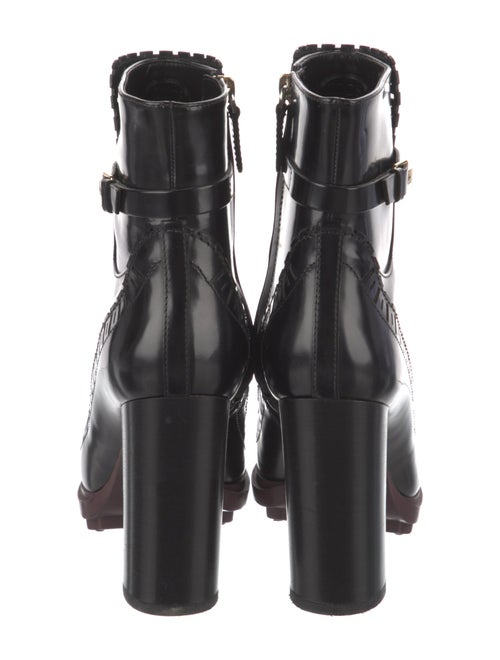 Tod's Leather Boots