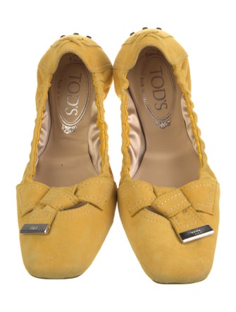 Tod's Suede Ballet Flats