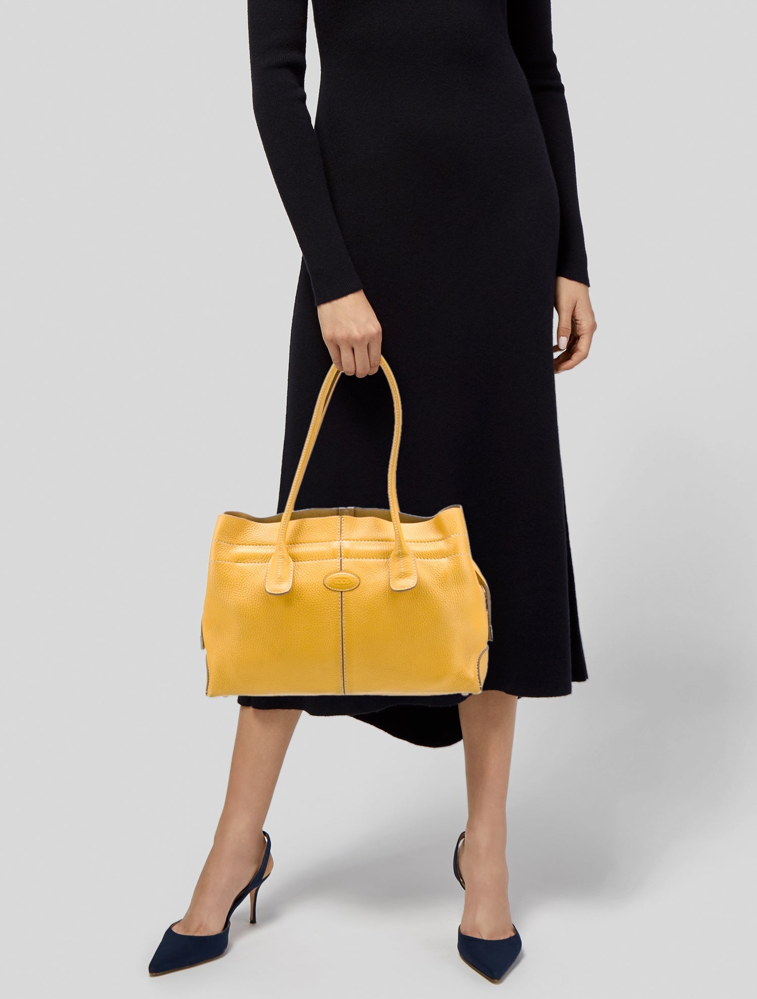 Tod's Leather Shoulder Bag