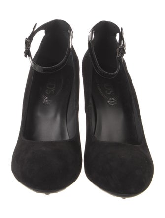 Tod's Suede Tassel Accents Pumps