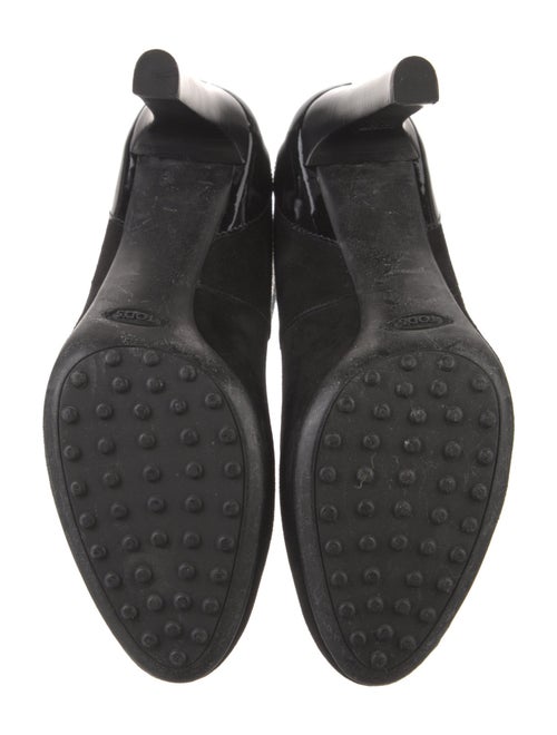 Tod's Suede Tassel Accents Pumps