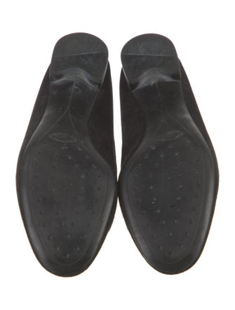 Tod's Suede Flats