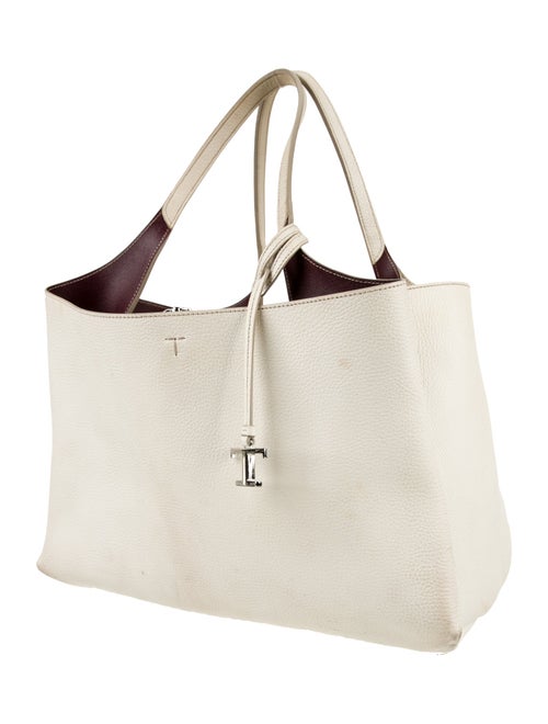 Tod's Leather Timeless