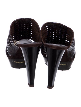 Tod's Leather Slides