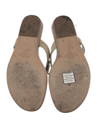 Tod's Leather Flip Flops