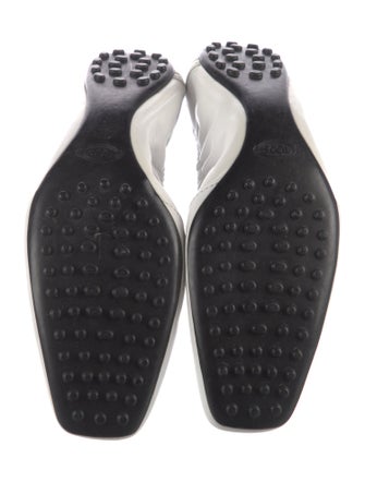 Tod's Leather Ballet Flats