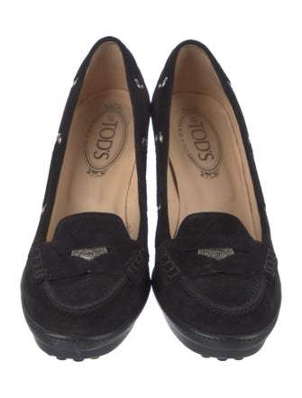 Tod's Suede Pumps