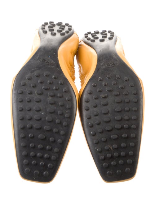 Tod's Leather Cutout Accent Ballet Flats